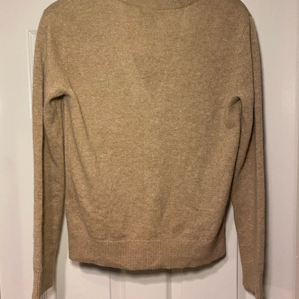 NWT Charter Club Women's Camel 2 Ply Cashmere V- Neck Cardigan Sweater Soft Warm - Picture 5 of 8